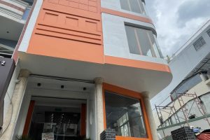 TRIỂN KHAI THI CÔNG CỔNG KIỂM SOÁT RA VÀO CHO CHI NHÁNH MỚI CỦA AHAGYM BÌNH THẠNH