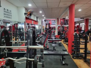 Phòng Tập Gym HUYLOANZCOOL Triển Khai Phần Mềm Gym Tích Hợp Checkin Vân Tay Và Cửa Khóa Lực Từ – Bước Tiến Trong Chuyển Đổi Số