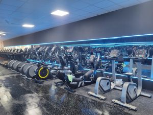 Modun triển khai phần mềm gym ModunGym, Máy chấm công checkin Face Id, cổng tripod 3 chấu kiểm soát ra vào, và app hội viên, cho chi nhánh 4 phòng tập MegaGym tại Quận 7, TP.Hồ Chí Minh.