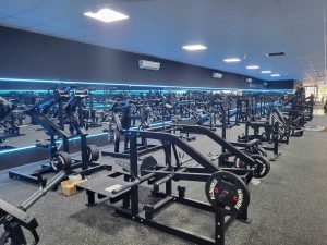 Modun triển khai phần mềm gym ModunGym, Máy chấm công checkin Face Id, cổng tripod 3 chấu kiểm soát ra vào, và app hội viên, cho chi nhánh 4 phòng tập MegaGym tại Quận 7, TP.Hồ Chí Minh.