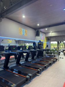 Modun triển khai phần mềm gym Modun, Máy checkin Face Id, cổng tripod 3 chấu kiểm soát ra vào, và app hội viên, cho chi nhánh 5 United Gym Fitness tại Đà Nẵng.