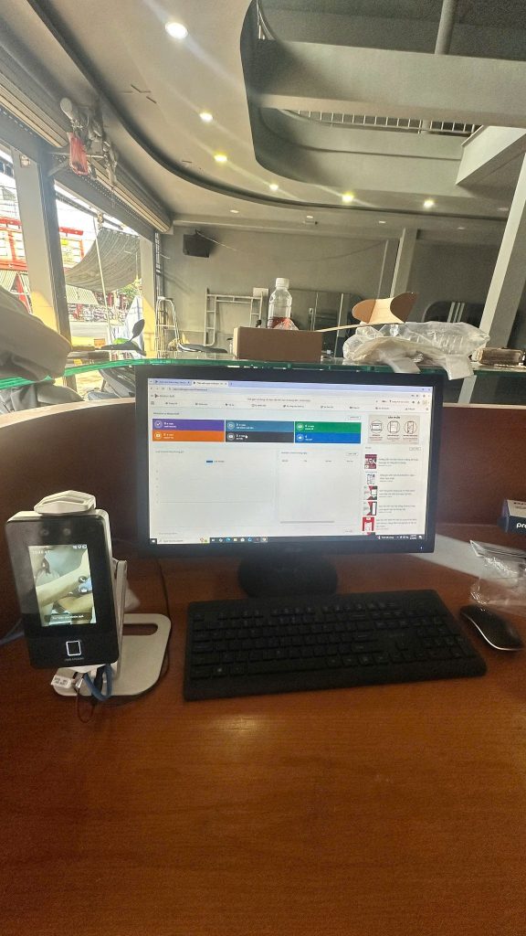 HOÀNG PHÁT GYM tại KDC Việt Sing ứng dụng phần mềm gym Modun, checkin Face ID, app hội viên miễn phí và tin nhắn Zalo miễn phí giúp quản lý phòng gym hiệu quả hơn.